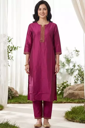 Women Ethnic Motifs Regular Beads and Stones Kurta with Trousers