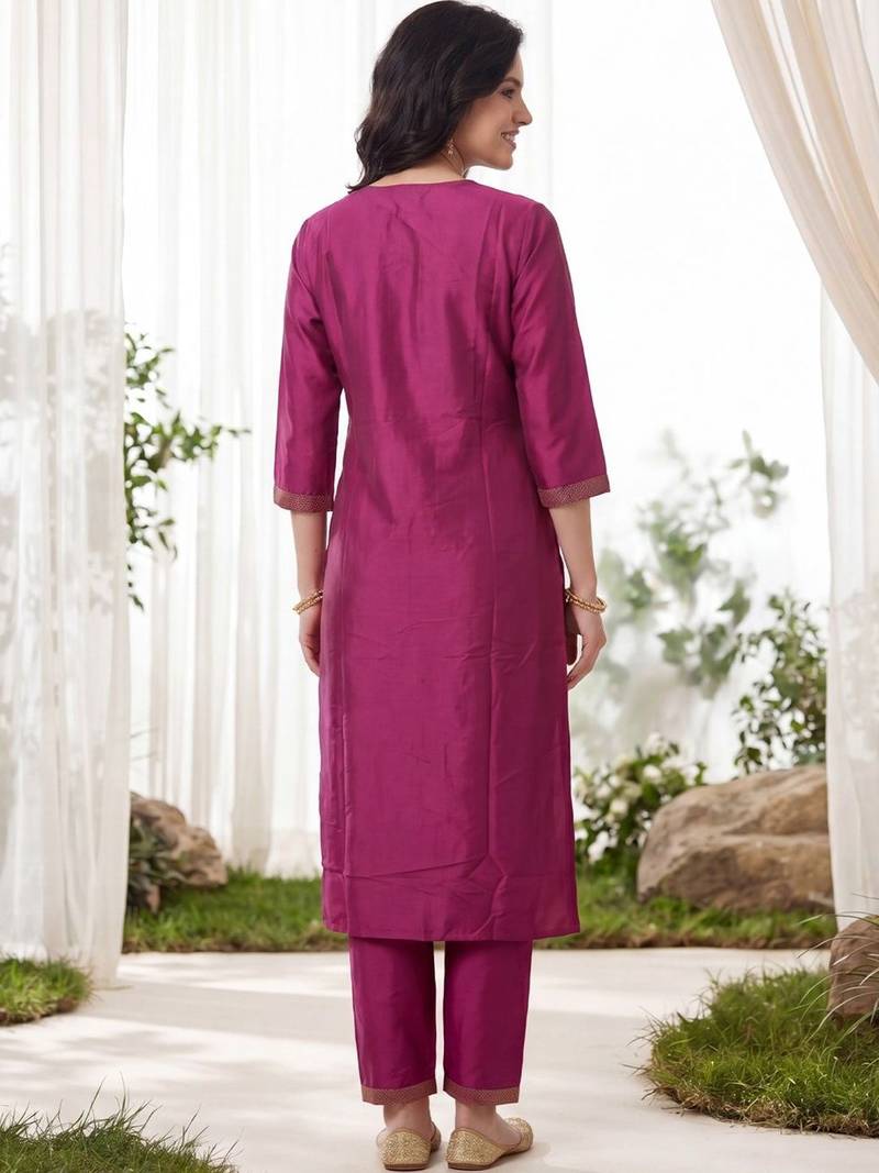 Women Ethnic Motifs Regular Beads and Stones Kurta with Trousers