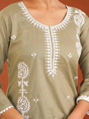 Thread Pure Cotton Straight Kurta Pant and Dupatta Set 2