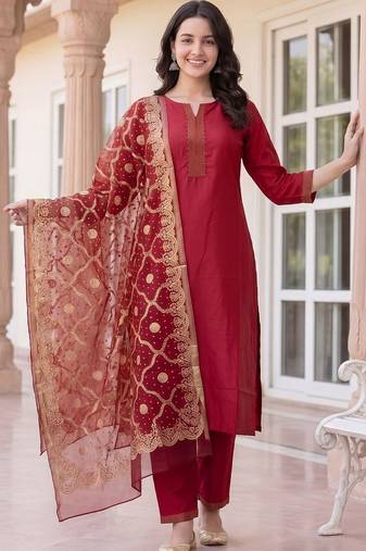 Women Ethnic Motifs Regular Thread Work Kurta with Trousers & With Dupatta