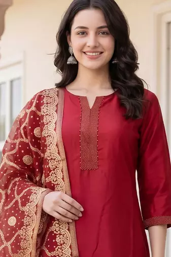 Women Ethnic Motifs Regular Thread Work Kurta with Trousers & With Dupatta