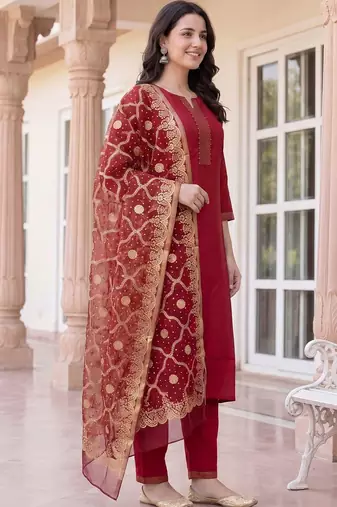 Women Ethnic Motifs Regular Thread Work Kurta with Trousers & With Dupatta