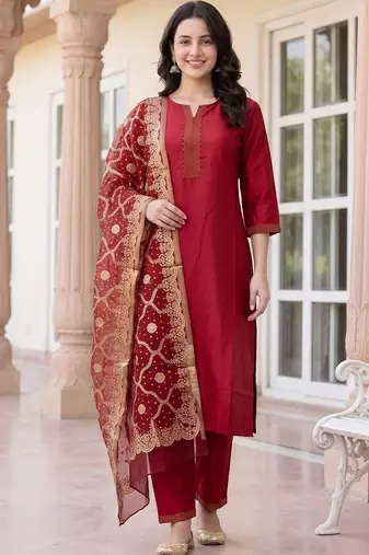 Women Ethnic Motifs Regular Thread Work Kurta with Trousers & With Dupatta
