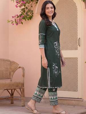 Women Ethnic Motifs Printed Regular Pure Cotton Kurta with Trousers 4