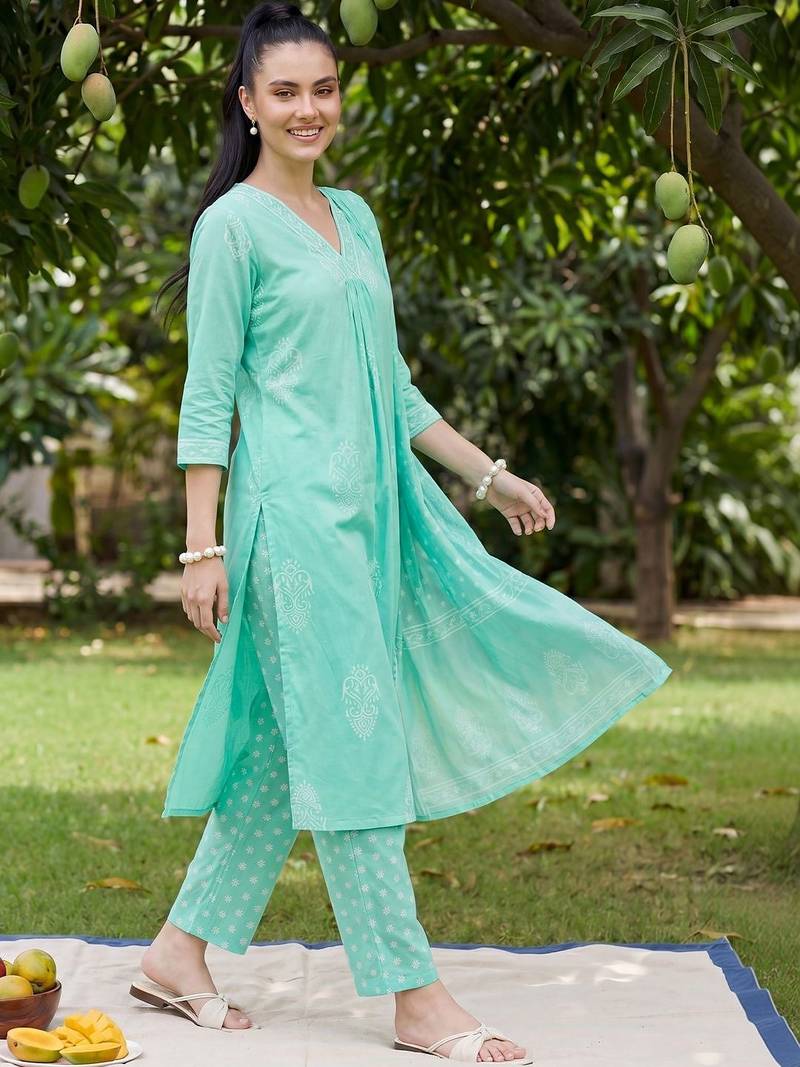 Women Ethnic Motifs Printed Regular Pure Cotton Kurta with Trousers & With Dupatta