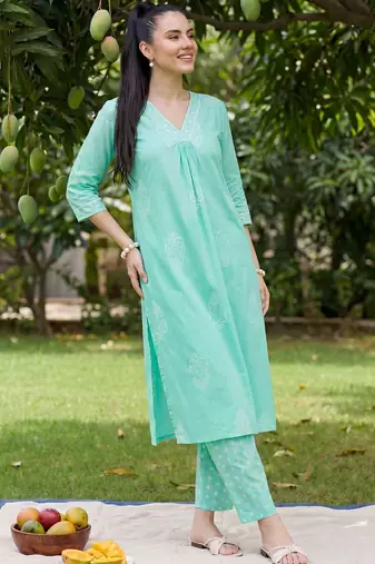 Women Ethnic Motifs Printed Regular Pure Cotton Kurta with Trousers & With Dupatta