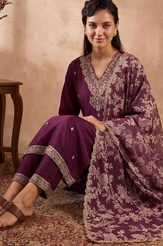 Women Ethnic Motifs Embroidered Regular Thread Work Kurta with Trousers & With Dupatta