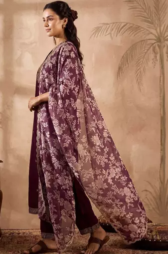 Women Ethnic Motifs Embroidered Regular Thread Work Kurta with Trousers & With Dupatta