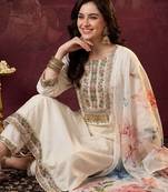Women Floral Embroidered Regular Thread Work Kurta with Trousers & With Dupatta
