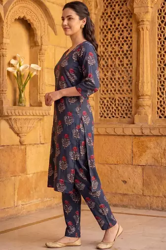 Women Floral Printed Regular Pure Cotton Kurta with Trousers