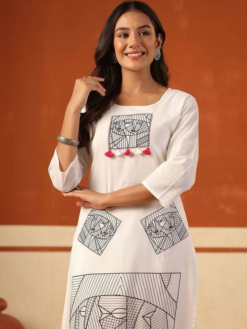 Women Printed Regular Pure Cotton Kurta with Trousers