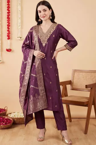 Women Regular Kurta with Trousers & With Dupatta