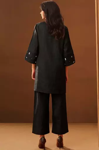 Women Ethnic Motifs Embroidered Regular Thread Work Kurta with Palazzos