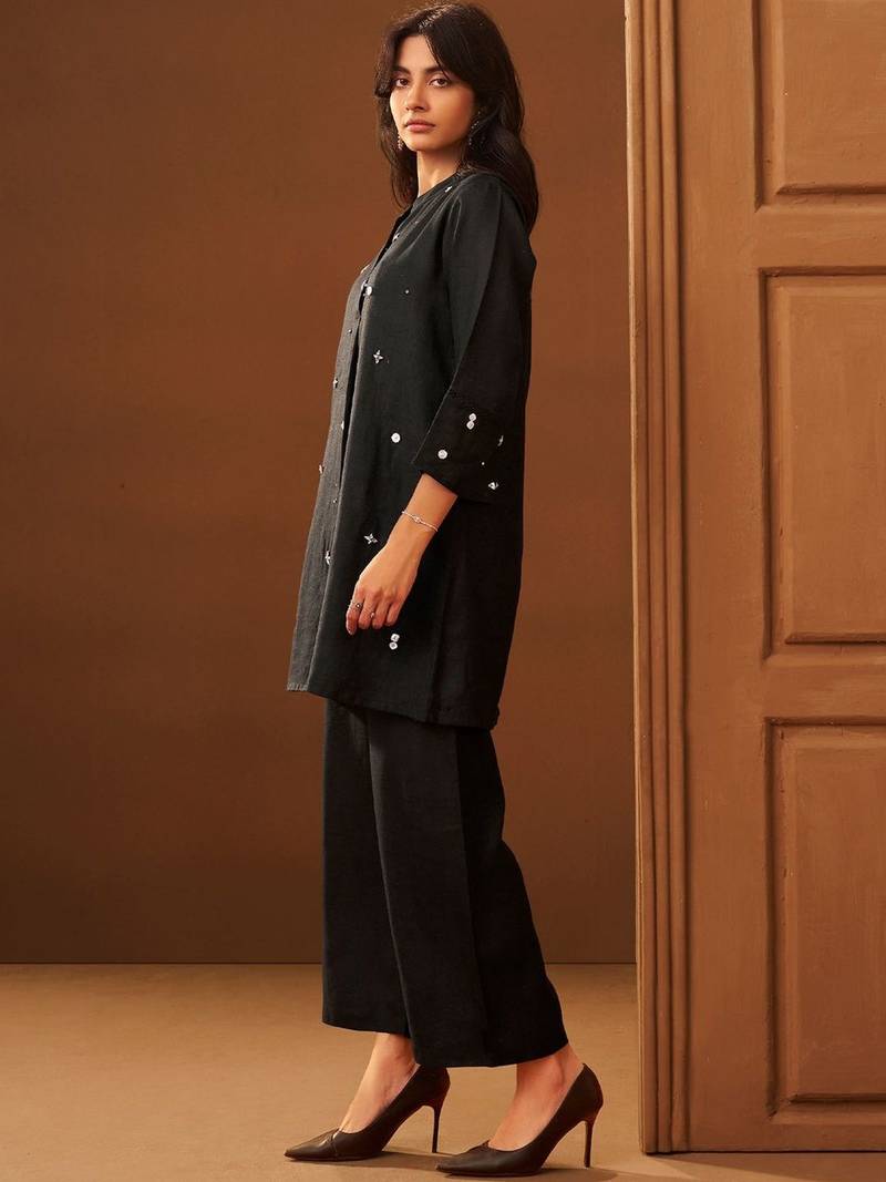 Women Ethnic Motifs Embroidered Regular Thread Work Kurta with Palazzos