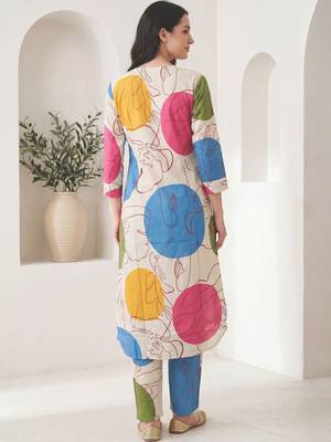 Women Printed Regular Pure Cotton Kurta with Trousers 3