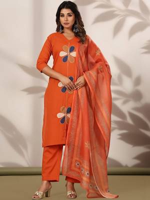 Women Ethnic Motifs Printed Regular Pure Cotton Kurta with Trousers & With Dupatta 1