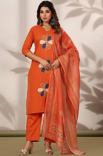 Women Ethnic Motifs Printed Regular  Cotton Kurta with Trousers & With Dupatta