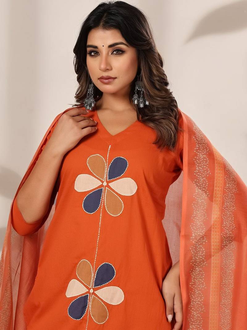 Women Ethnic Motifs Printed Regular Pure Cotton Kurta with Trousers & With Dupatta