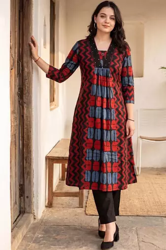 Women Ethnic Motifs Printed Pleated Thread Work Cotton Kurta with Trousers