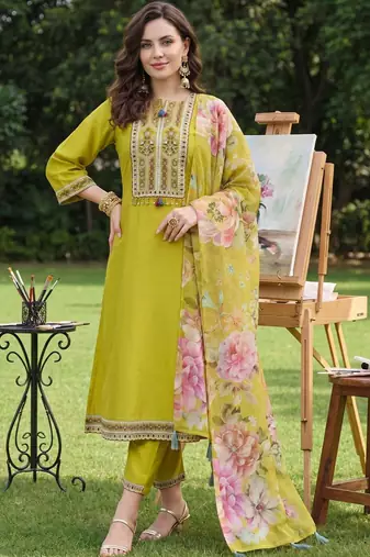 Women Ethnic Motifs Embroidered Regular Thread Work Kurta with Trousers & With Dupatta