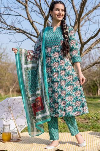 Women Floral Printed Regular Pure Cotton Kurta with Trousers & With Dupatta