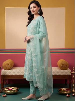 Women Ethnic Motifs Embroidered Regular Thread Work Kurta with Trousers & With Dupatta 3