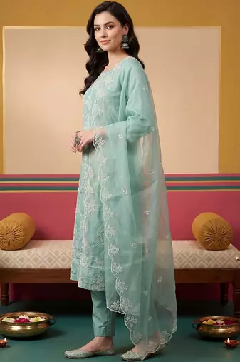 Women Ethnic Motifs Embroidered Regular Thread Work Kurta with Trousers & With Dupatta