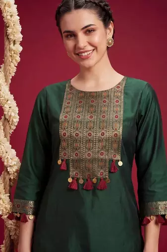 Women Ethnic Motifs Embroidered Regular Thread Work Liva Kurta with Trousers