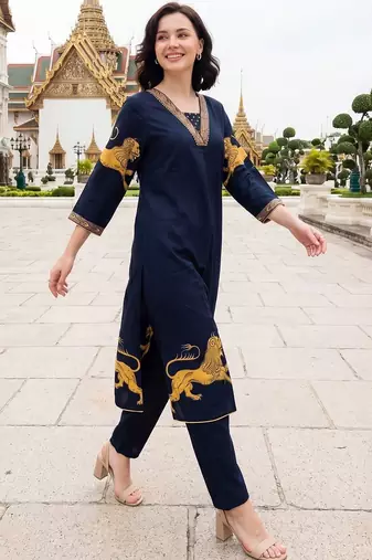 Women Ethnic Motifs Printed Regular Thread Work Kurta with Trousers