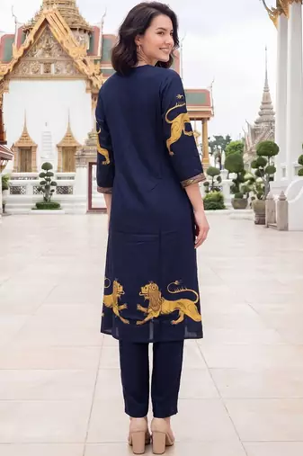 Women Ethnic Motifs Printed Regular Thread Work Kurta with Trousers
