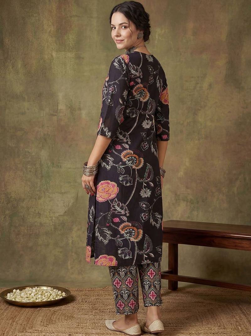Women Floral Printed Regular Thread Work Pure Cotton Kurta with Trousers