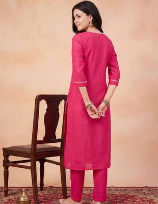 Women Ethnic Motifs Embroidered Regular Thread Work Kurta with Trousers 6