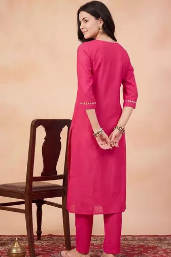 Women Ethnic Motifs Embroidered Regular Thread Work Kurta with Trousers