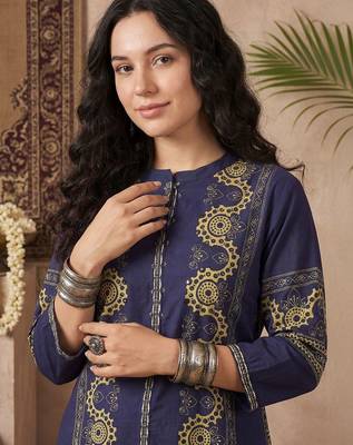 Women Ethnic Motifs Printed Regular Pure Cotton Kurta with Palazzos 1