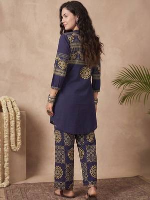 Women Ethnic Motifs Printed Regular Pure Cotton Kurta with Palazzos 6