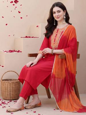 Women Ethnic Motifs Embroidered Thread Work Kurta with Trousers & With Dupatta 1