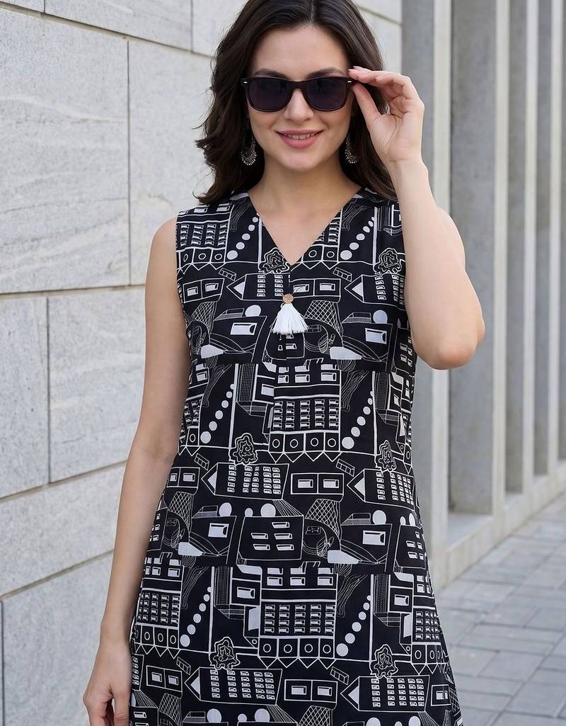 Women Printed Regular Pure Cotton Kurta with Trousers