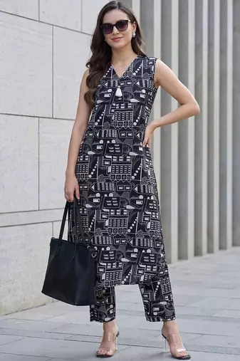 Women Printed Regular Pure Cotton Kurta with Trousers