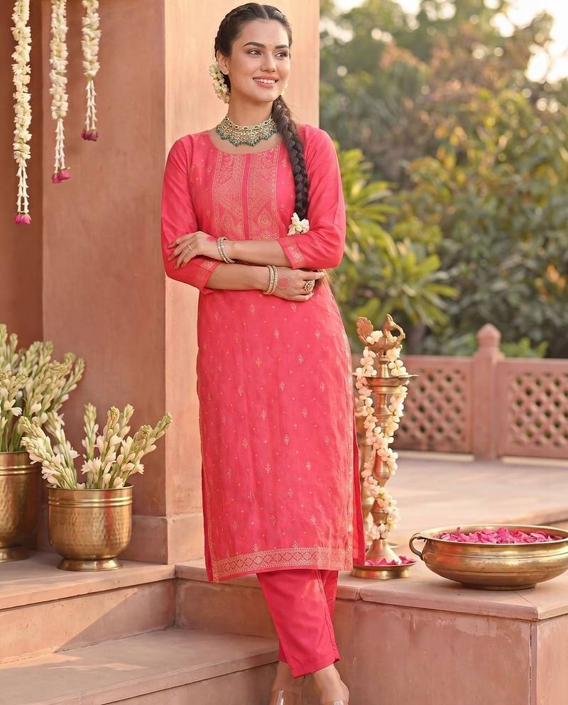 Women Ethnic Motifs Printed Regular Kurta with Trousers & With Dupatta