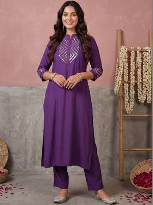 Women Ethnic Motifs Embroidered Regular Sequinned Kurta with Trousers 6