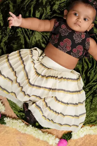 Striped kasavu lines top and skirt