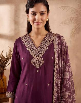 Women Ethnic Motifs Embroidered Regular Thread Work Kurta with Trousers & With Dupatta 2