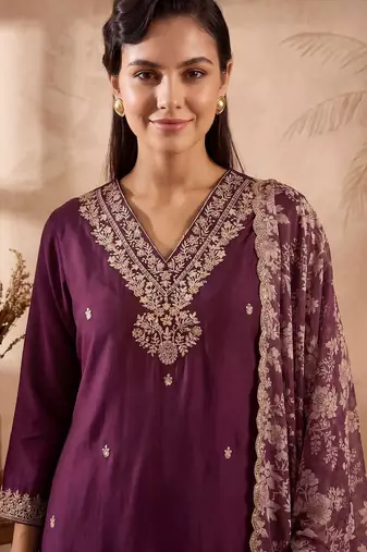 Women Ethnic Motifs Embroidered Regular Thread Work Kurta with Trousers & With Dupatta