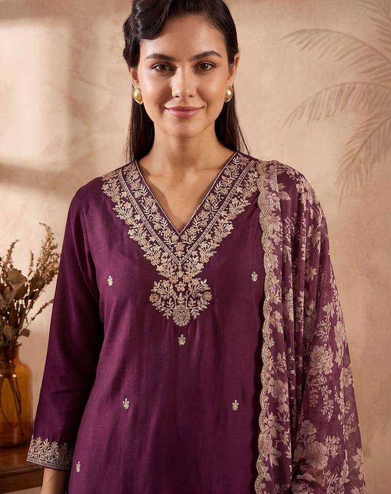 Women Ethnic Motifs Embroidered Regular Thread Work Kurta with Trousers & With Dupatta