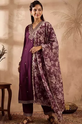 Women Ethnic Motifs Embroidered Regular Thread Work Kurta with Trousers & With Dupatta