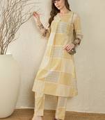 Women Printed Regular Pure Cotton Kurta with Trousers