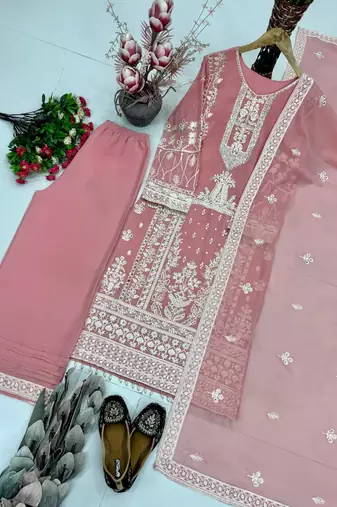 Light Pink Color Embroiery And Sequance Work Fuax Georgette Salwar Suit