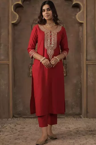 Women Ethnic Motifs Embroidered Regular Sequinned Liva Kurta with Trousers