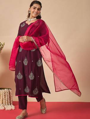 Women Ethnic Motifs Embroidered Regular Liva Kurta with Trousers & With Dupatta 1