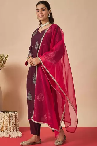Women Ethnic Motifs Embroidered Regular Liva Kurta with Trousers & With Dupatta